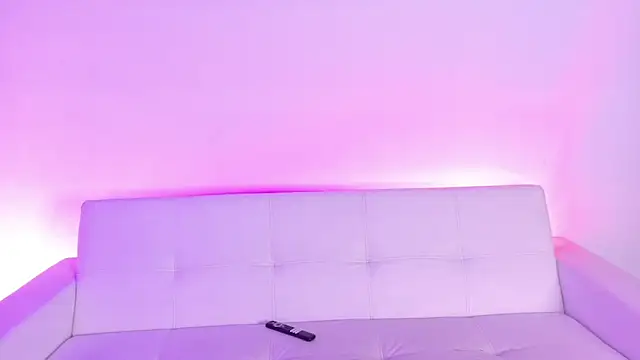 AlexLamunequita online show from April 10, 2026, 4:47 pm