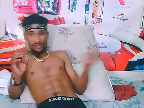 EroticPoison69 online show from February 13, 2026, 5:57 pm