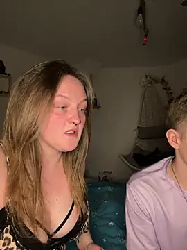 Maryjane-Spidermann online show from February 24, 2026, 7:37 pm