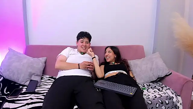 Gaia n Nix online show from April 2, 2026, 4:30 am