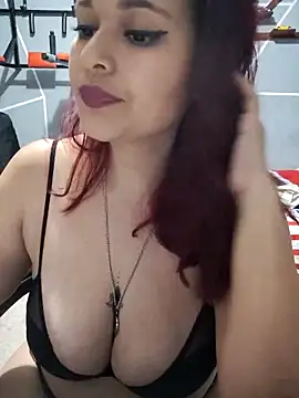 haffsa   online show from April 21, 2026, 2:51 am