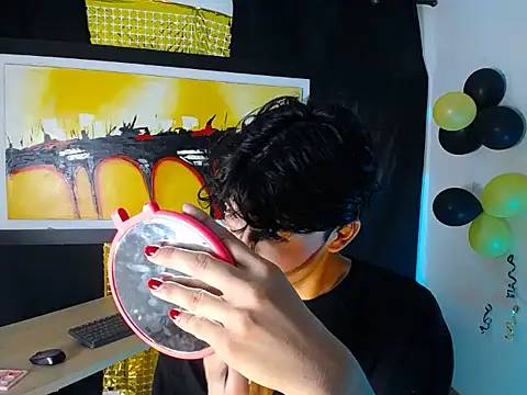 jullian ricci online show from March 17, 2026, 7:39 pm