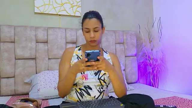 Snapshot of MelanyStone_ chatting on June 23, 2026, 2:37 pm MelanyStone online show from June 23, 2026, 2:37 pm