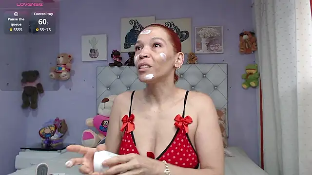 Snapshot of Dayana_Smithh chatting on March 4, 2026, 7:10 pm Dayana Smithh online show from March 4, 2026, 7:10 pm