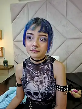 Sateh and Hikary online show from April 18, 2026, 9:15 pm