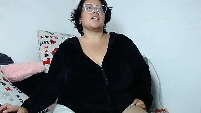 MeganLov3 online show from March 31, 2026, 1:18 am