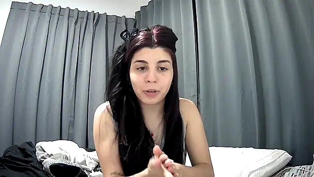 violetazein7 online show from March 24, 2026, 12:21 am