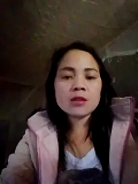 molly-xx online show from March 5, 2026, 6:32 am