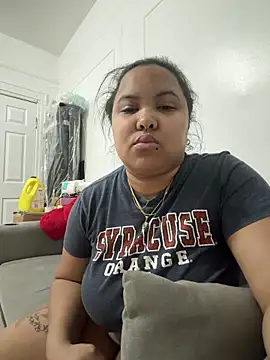 009lesli online show from April 10, 2026, 6:09 am