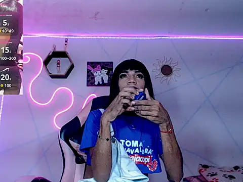 Violeta R  online show from February 20, 2026, 6:48 am