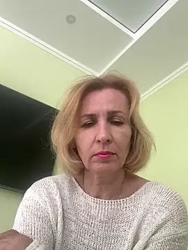 Snapshot of VeltaMur975 chatting on February 12, 2026, 8:58 am VeltaMur975 online show from February 12, 2026, 8:58 am