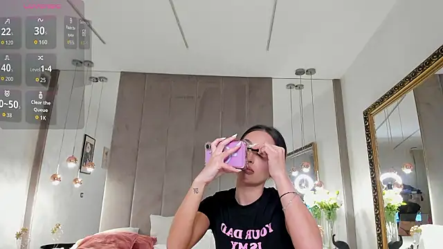 EvaK  online show from March 16, 2026, 4:42 am