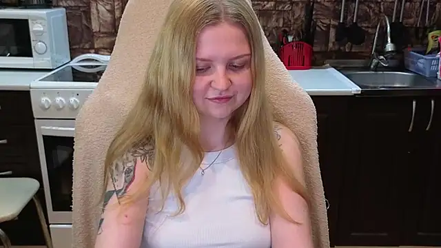 Snapshot of AnitaXVine chatting on June 30, 2026, 9:26 pm AnitaXVine online show from June 30, 2026, 9:26 pm
