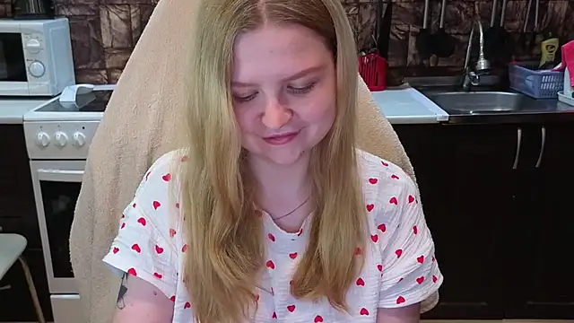 Snapshot of AnitaXVine chatting on June 16, 2026, 8:09 pm AnitaXVine online show from June 16, 2026, 8:09 pm