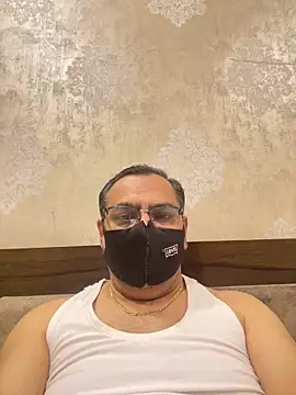 Snapshot of maleattention chatting on March 17, 2026, 6:11 pm maleattention online show from March 17, 2026, 6:11 pm