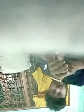 Desiyoungcouple15 online show from February 22, 2026, 5:14 pm