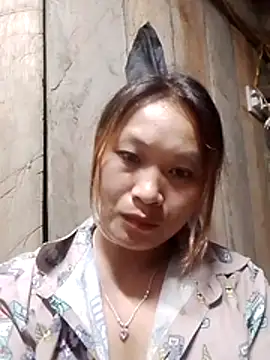 bany-lee online show from June 23, 2026, 1:09 pm