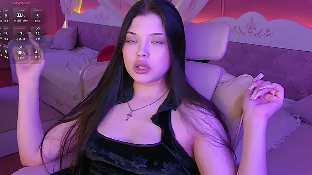 Snapshot of BonieSmith chatting on June 6, 2026, 6:29 am BonieSmith online show from June 6, 2026, 6:29 am