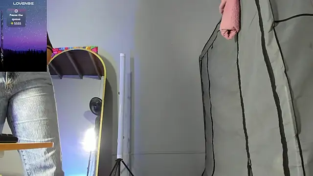 Zaphiro  Sky online show from March 5, 2026, 8:44 am