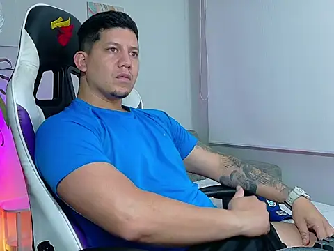  robertobaggioo online show from February 13, 2026, 12:16 pm