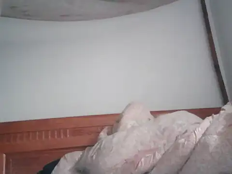 rubynotme online show from February 16, 2026, 9:08 am