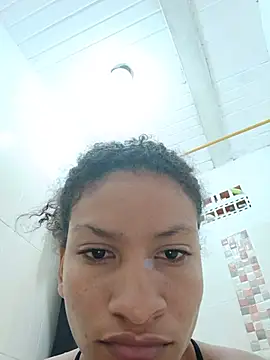 Snapshot of mailyn_gold chatting on July 19, 2026, 6:04 pm mailyn gold online show from July 19, 2026, 6:04 pm