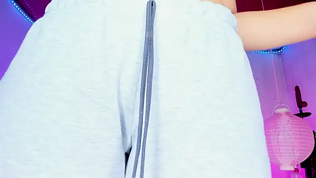 Snapshot of karol_kane chatting on February 21, 2026, 12:29 pm karol kane online show from February 21, 2026, 12:29 pm