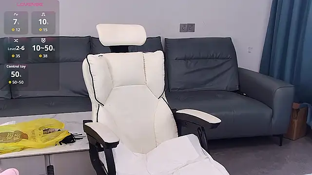 LX-MM online show from April 22, 2026, 1:56 am