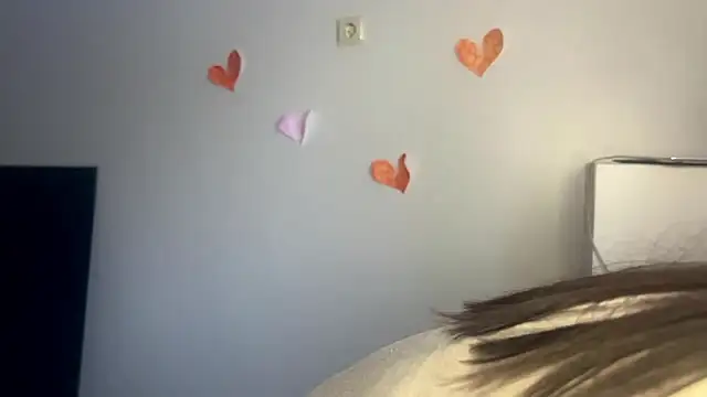 VenusDwigginss online show from February 15, 2026, 7:51 am