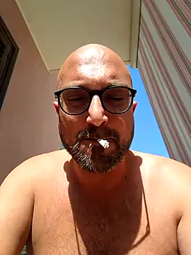 Snapshot of cetriolino chatting on July 17, 2026, 1:52 pm cetriolino online show from July 17, 2026, 1:52 pm