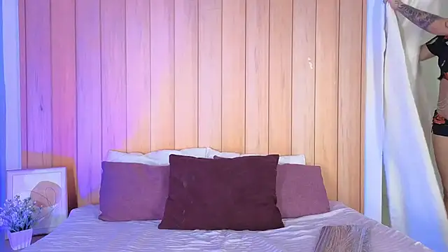 alysha xia  online show from February 17, 2026, 3:26 am