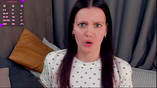 AnnettWildin online show from March 6, 2026, 5:24 am