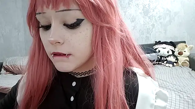 NaomiJess online show from April 19, 2026, 1:39 am