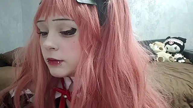 NaomiJess online show from April 10, 2026, 1:01 am