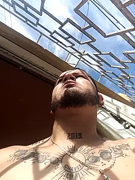 Snapshot of lenin9 chatting on February 14, 2026, 1:55 pm lenin9 online show from February 14, 2026, 1:55 pm