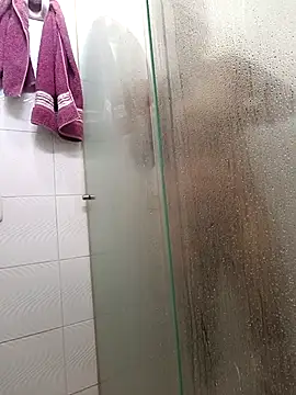 Snapshot of lenin9 chatting on March 13, 2026, 1:27 pm lenin9 online show from March 13, 2026, 1:27 pm