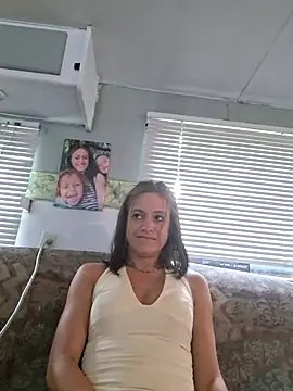 Lovemekd online show from August 2, 2026, 9:23 pm