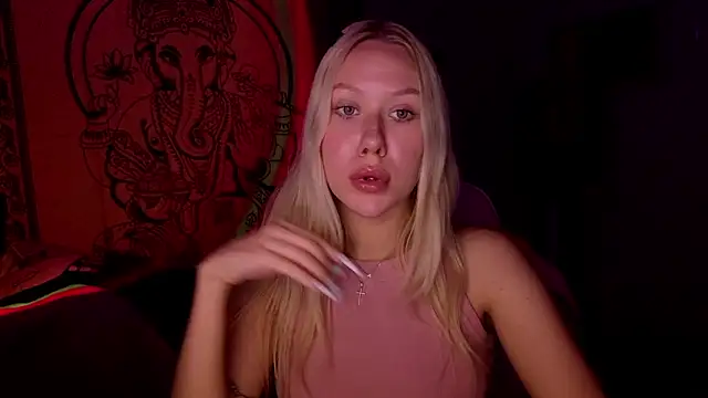 Snapshot of pureeangel chatting on February 24, 2026, 7:15 pm pureeangel online show from February 24, 2026, 7:15 pm