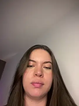 alyabelova online show from April 21, 2026, 4:08 am