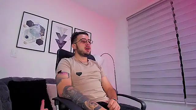 ethan grace online show from March 4, 2026, 12:02 pm