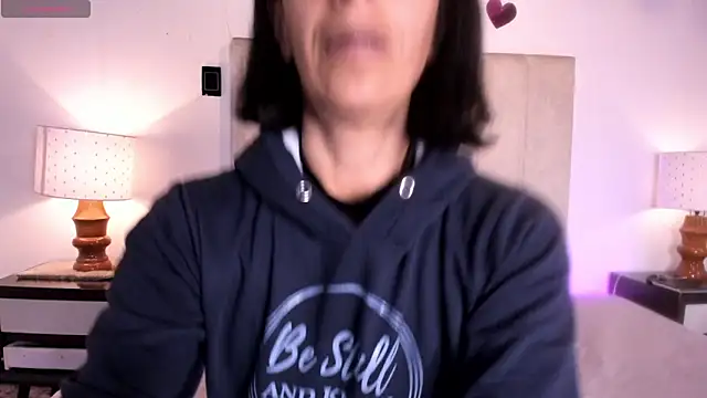 MissMilf  online show from April 28, 2026, 7:51 pm