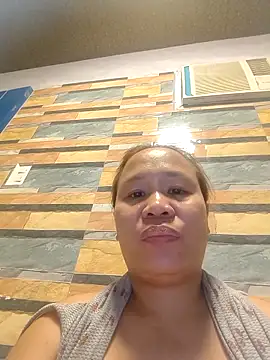 Snapshot of squirtshantal chatting on October 13, 2025, 3:02 pm squirtshantal online show from October 13, 2025, 3:02 pm