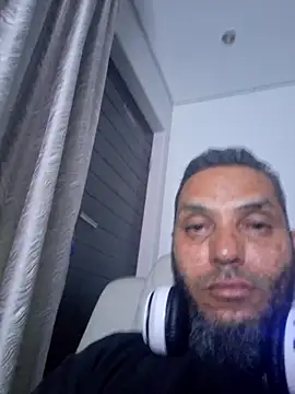 Dkny boy online show from February 11, 2026, 9:58 pm