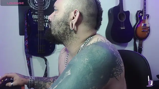 Tattoo  Couple online show from March 3, 2026, 7:48 am