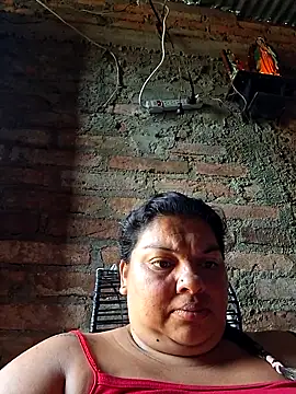 Snapshot of Juli_Powl chatting on May 10, 2026, 1:14 pm Juli Powl online show from May 10, 2026, 1:14 pm