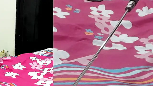 isabella castro2 online show from April 19, 2026, 3:18 am