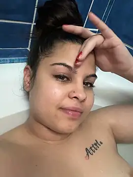 Vivike234 online show from February 27, 2026, 9:47 pm