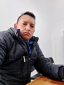 Hachi28 online show from April 11, 2026, 12:31 pm