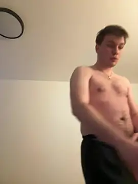 Snapshot of benab888 chatting on March 28, 2026, 2:01 am benab888 online show from March 28, 2026, 2:01 am