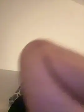 Snapshot of benab888 chatting on April 6, 2026, 12:28 am benab888 online show from April 6, 2026, 12:28 am